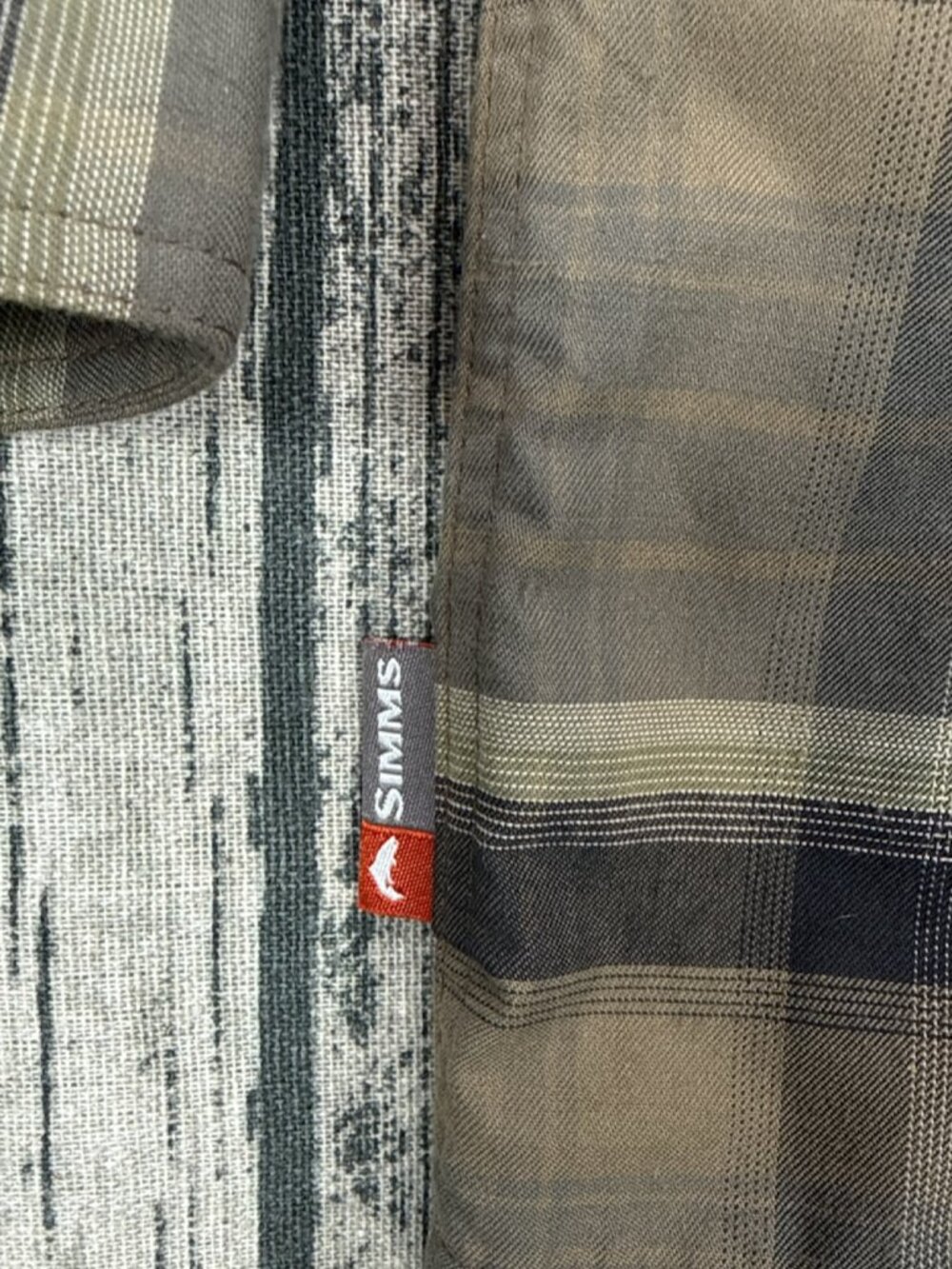 Simms Plaid Men's Medium Gray Lined Flannel Fishing Shirt - Picture 10 of 15